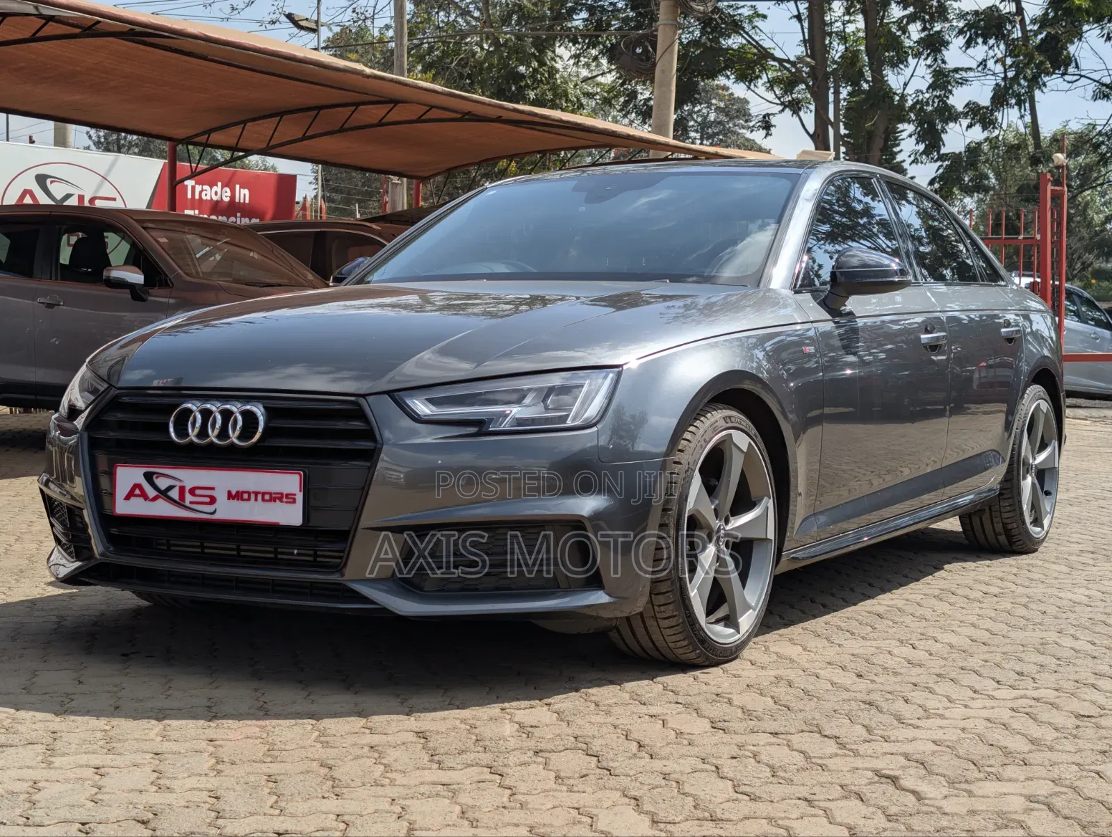 Audi A4 2.0T ultra Premium FWD 2018 Gray