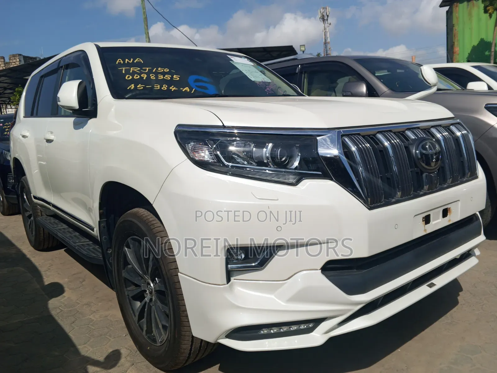 Toyota Land Cruiser Prado 2019 White