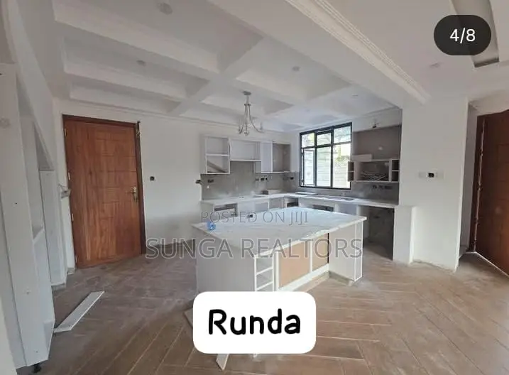 4bdrm House in Evergreen, Runda for rent