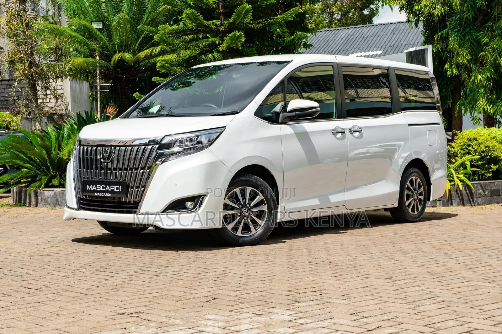 Toyota Esquire 2.0 AWD (7 seater) 2019 White