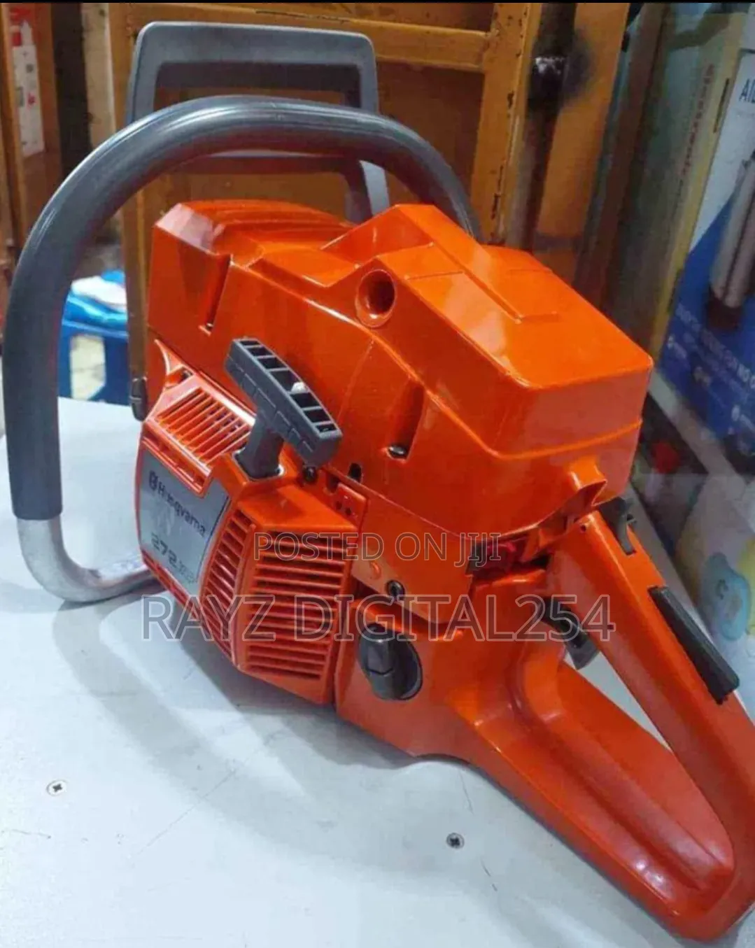Husqvarna 272 Power Saw/272 Husqvarna Powersaw