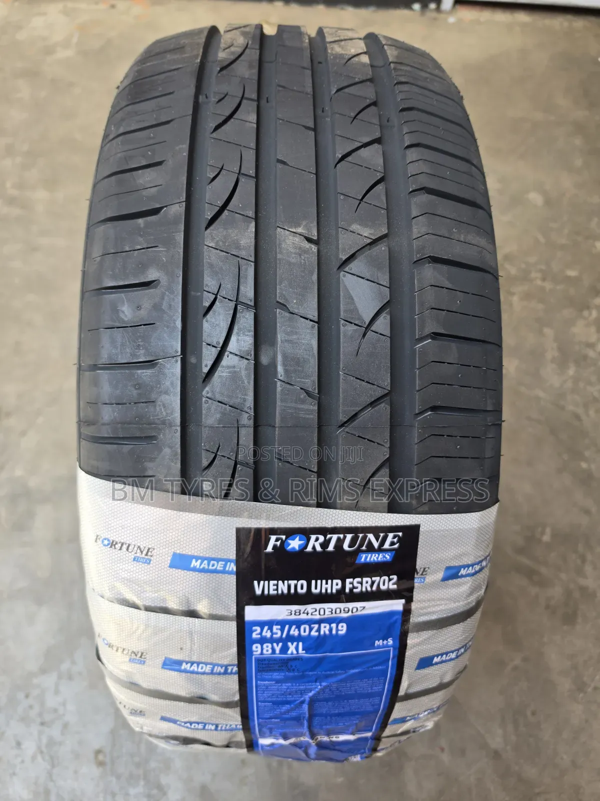 245 /40 R19 FORTUNE TIRES (Thailand)