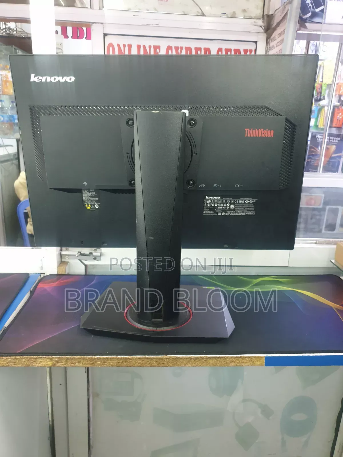 22"monitor