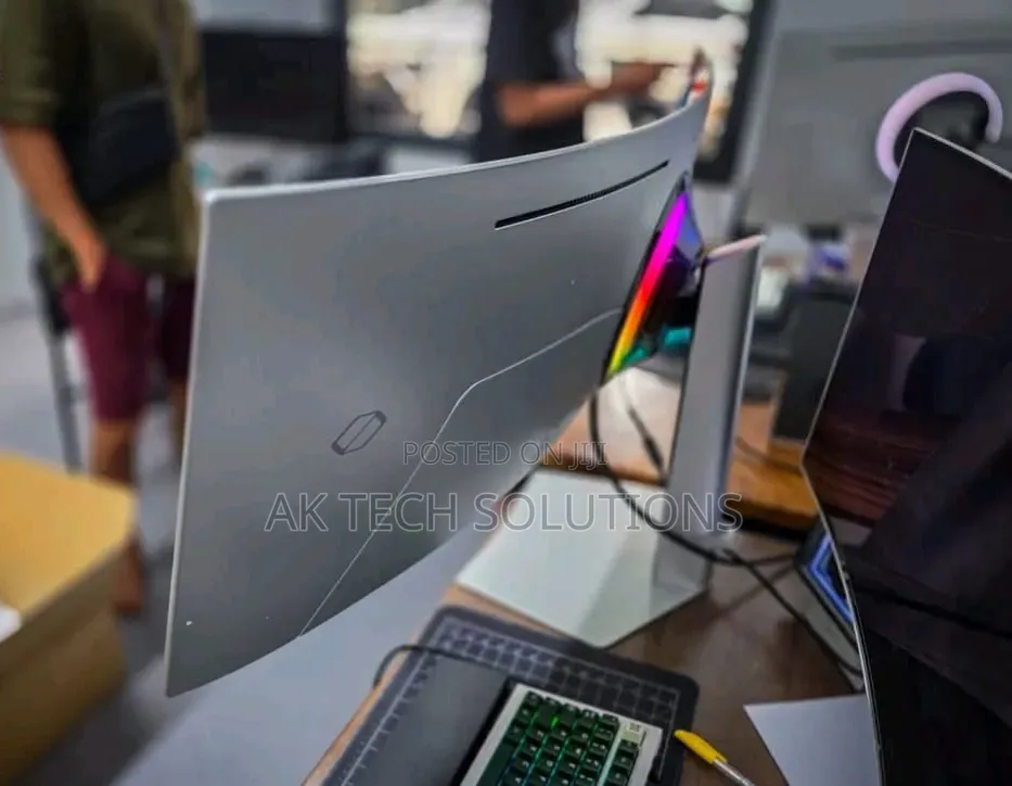 ✨Samsung Odyssey G9 
  49 Inch Curved Monitor