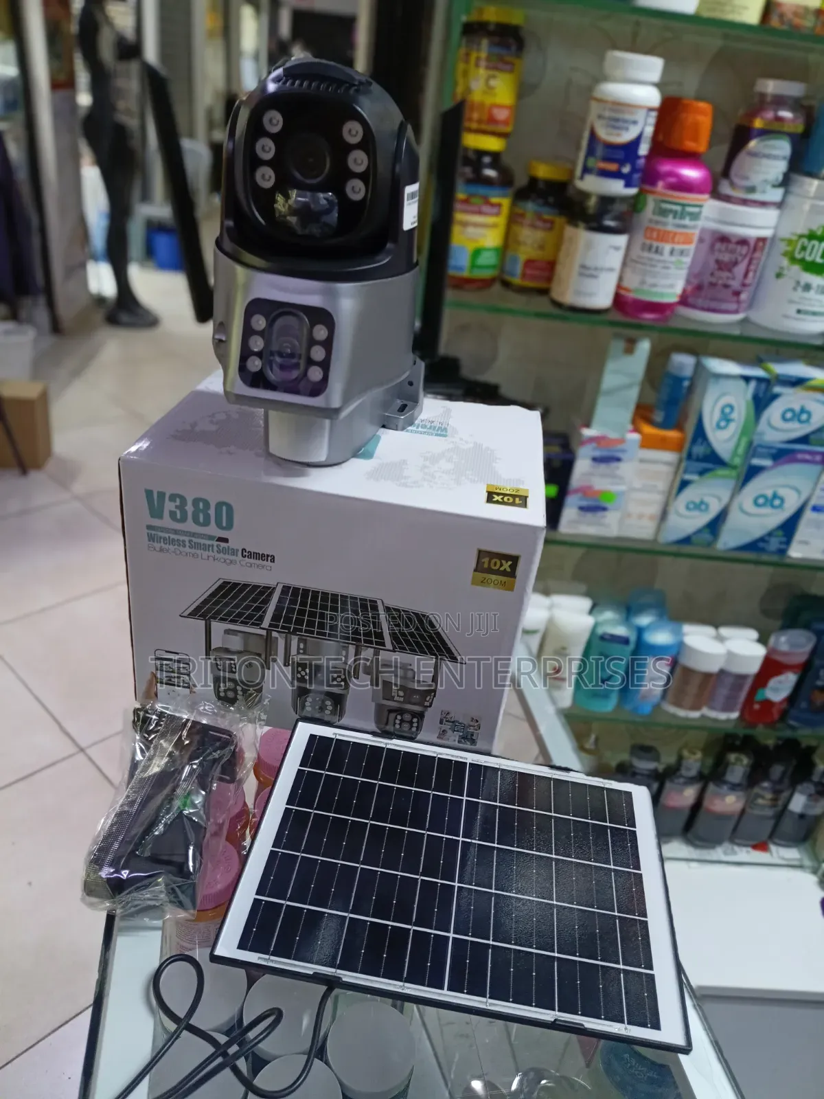 V380 Wireless Smart Solar Security Camera