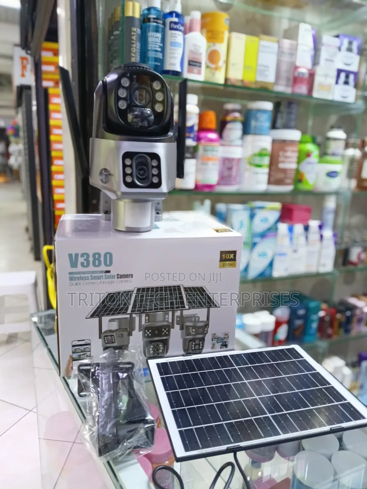 V380 Wireless Smart Solar Security Camera