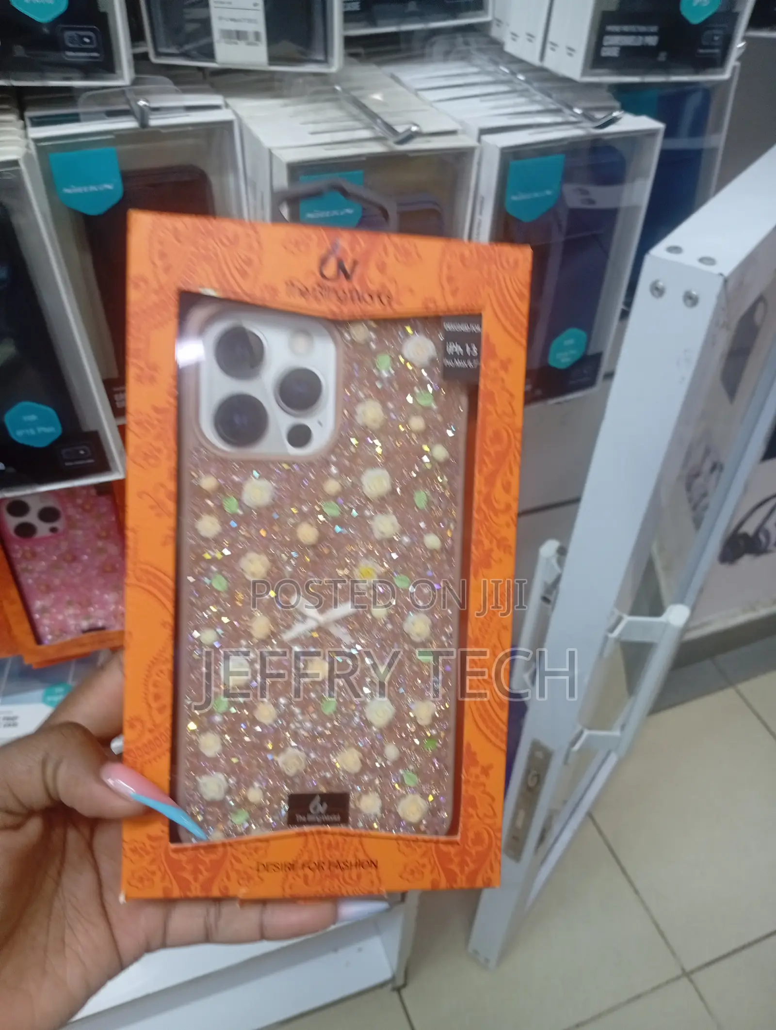 Crystal Rhinestone Flower Case, Tailored for the iPhone 13 Pro Max