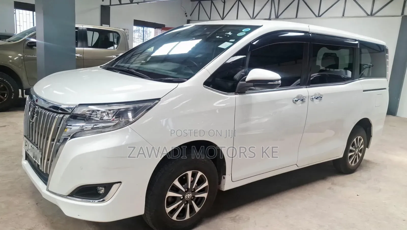 Toyota Esquire 2018 White