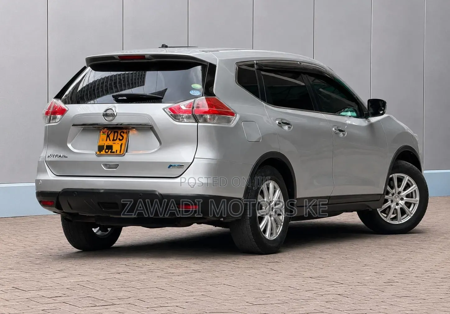 Nissan X-Trail 2016 Silver