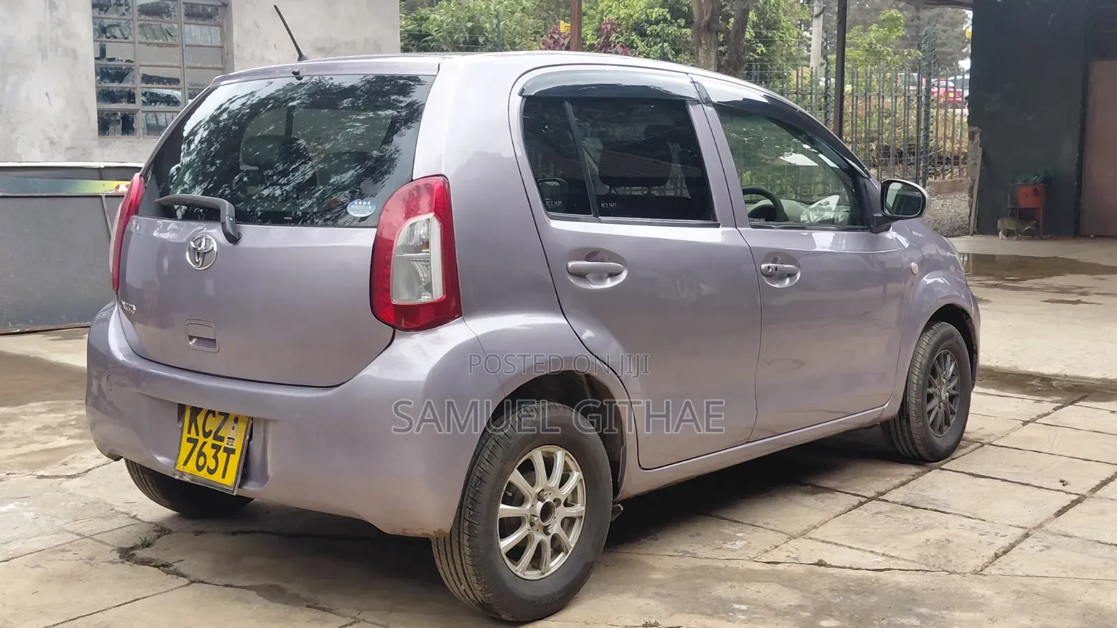 Toyota Passo 2015 Purple