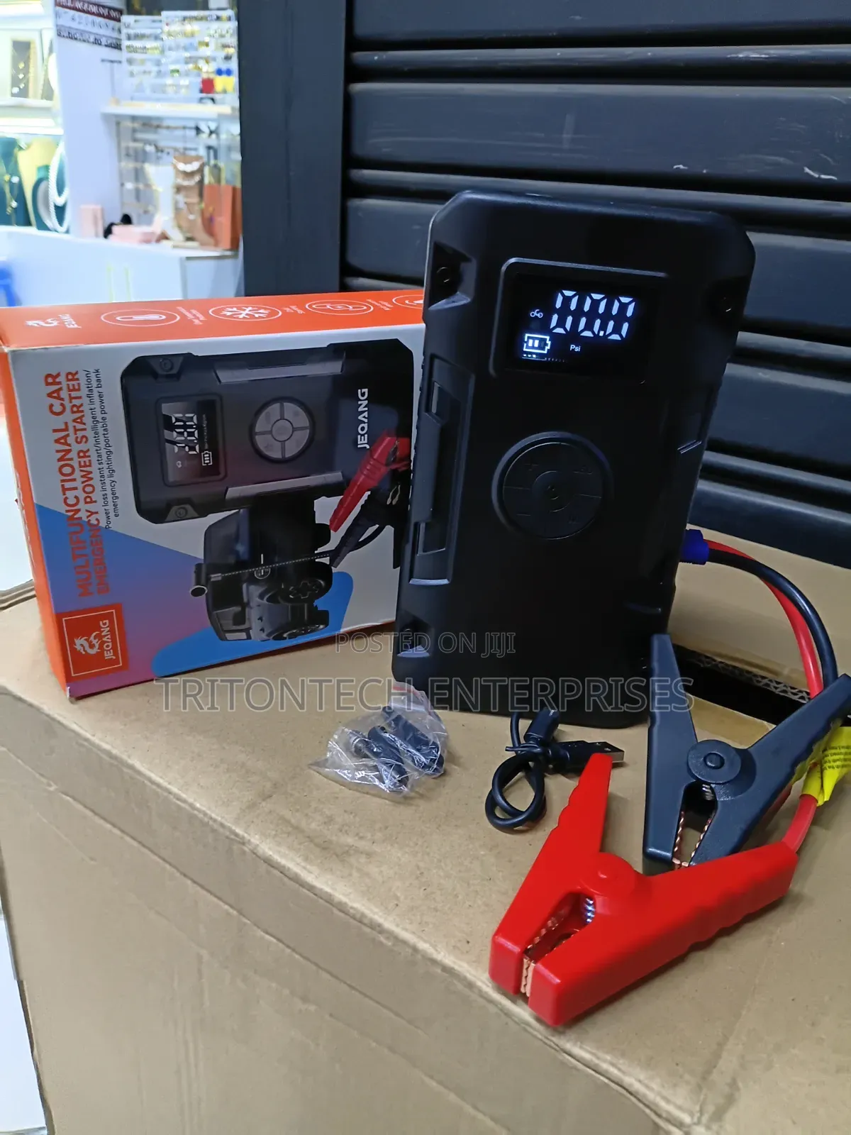 OmniRescue Box: Smart Jumper, Jump Starter,Inflator & Power Bank