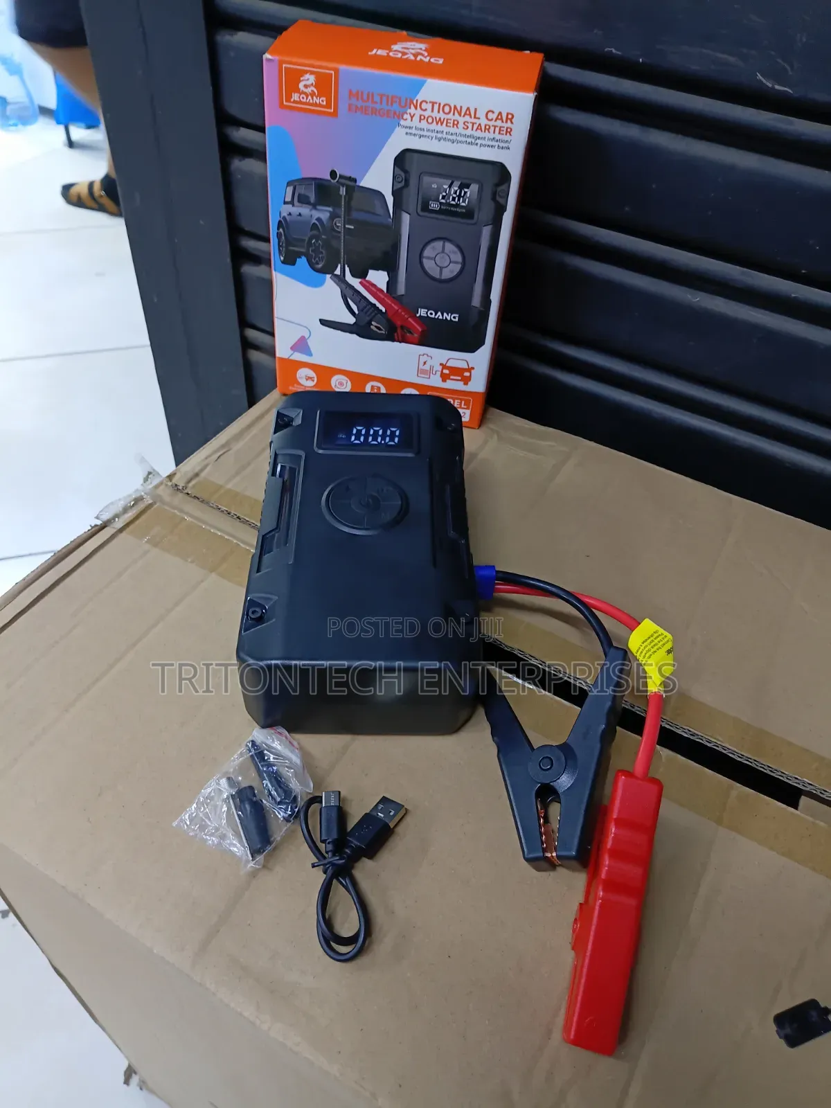 VoltCompress 4-in-1: The Ultimate Roadside Lifesaver Jump Starter