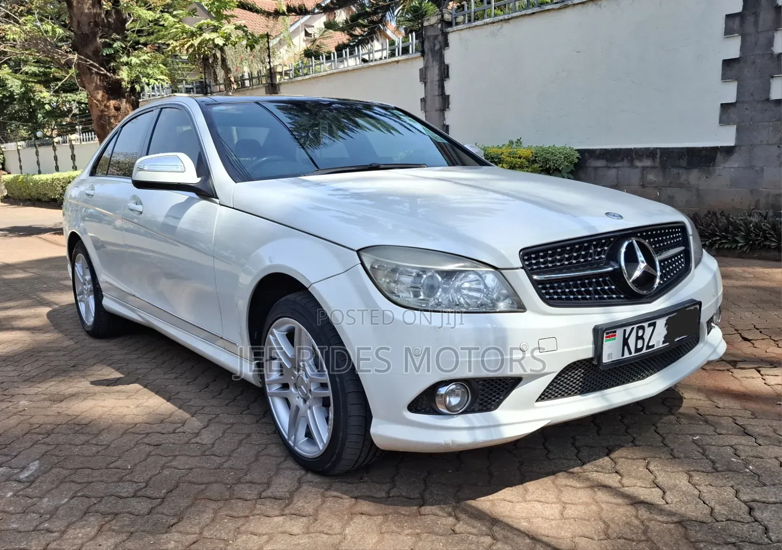 Mercedes-Benz C200 2007 White