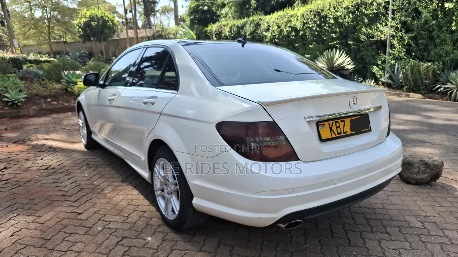 Mercedes-Benz C200 2007 White