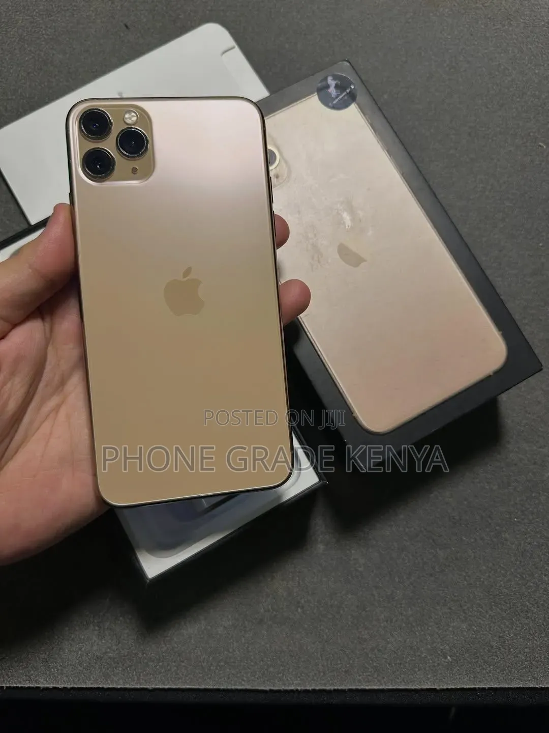 Apple iPhone 11 Pro Max 64 GB Gold