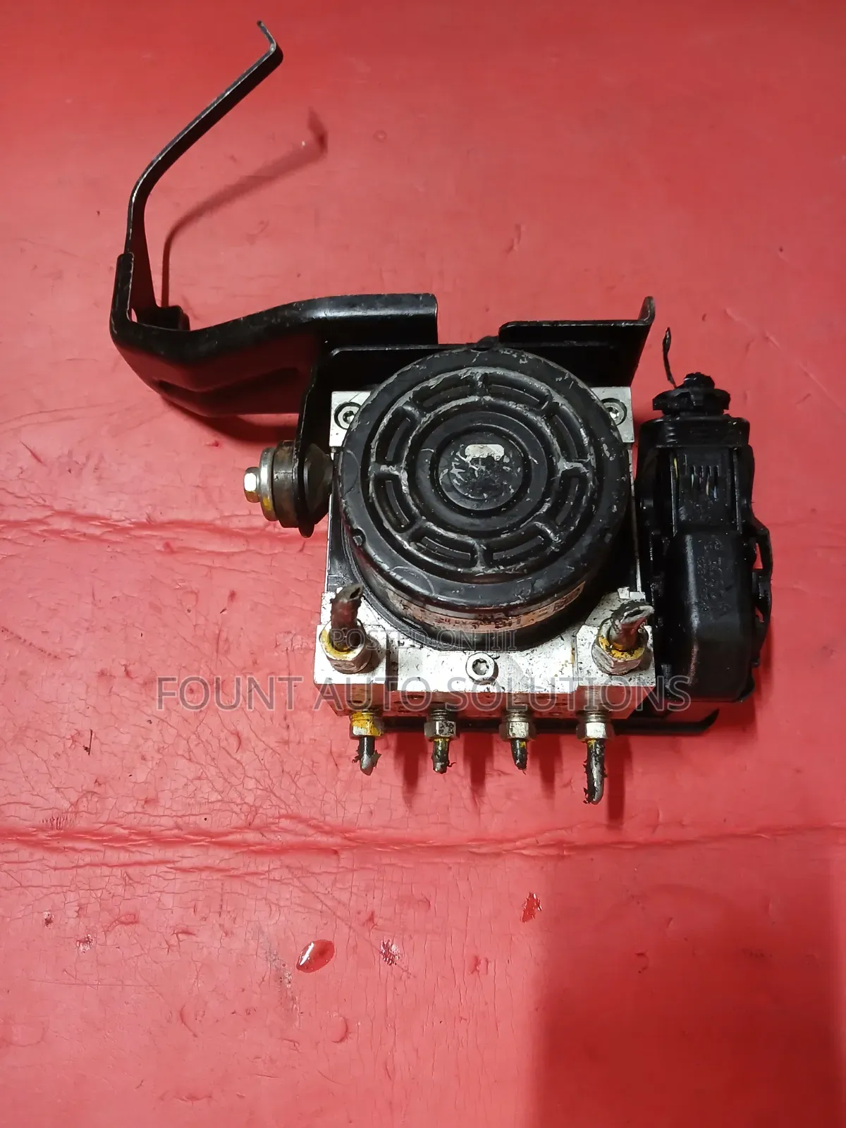 ABS Pump Nissan Note E12