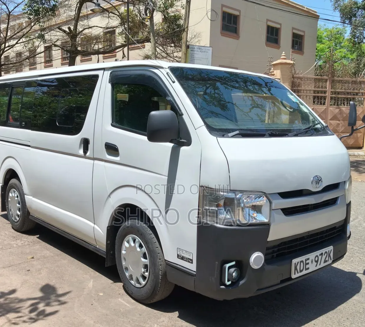 Toyota HiAce 2016 White