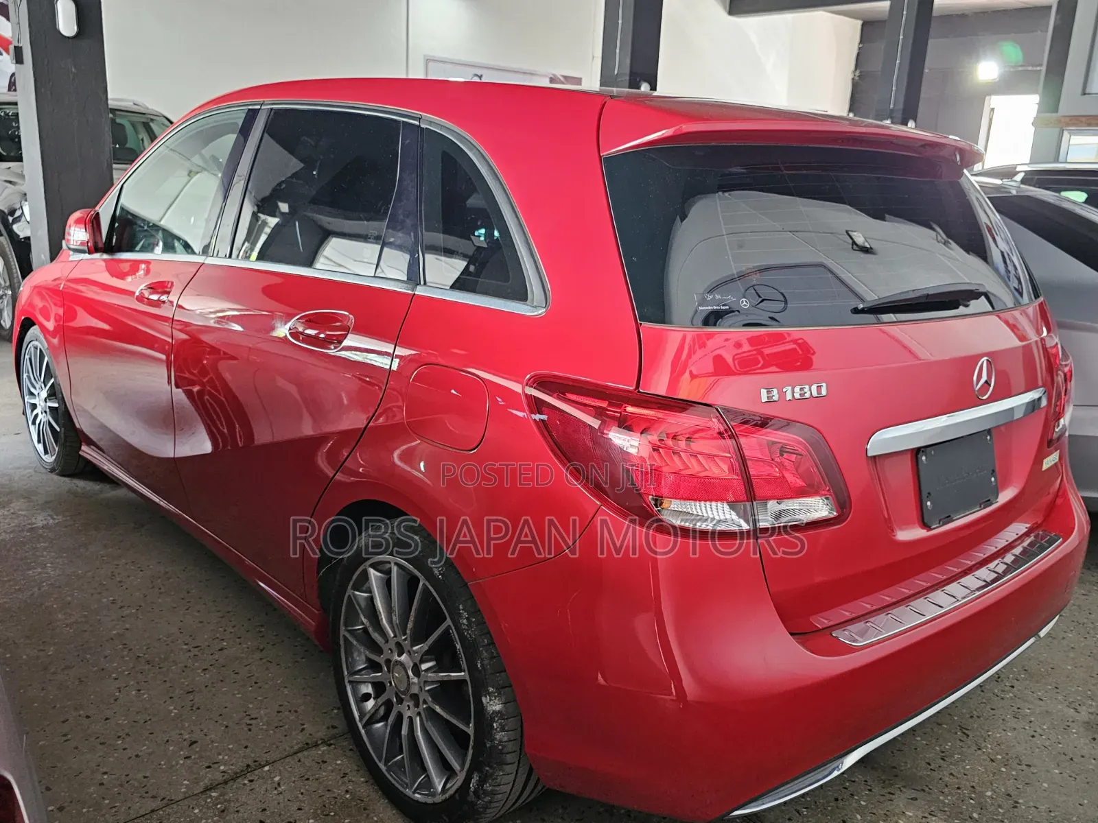 Mercedes-Benz B-Class 2018 Red