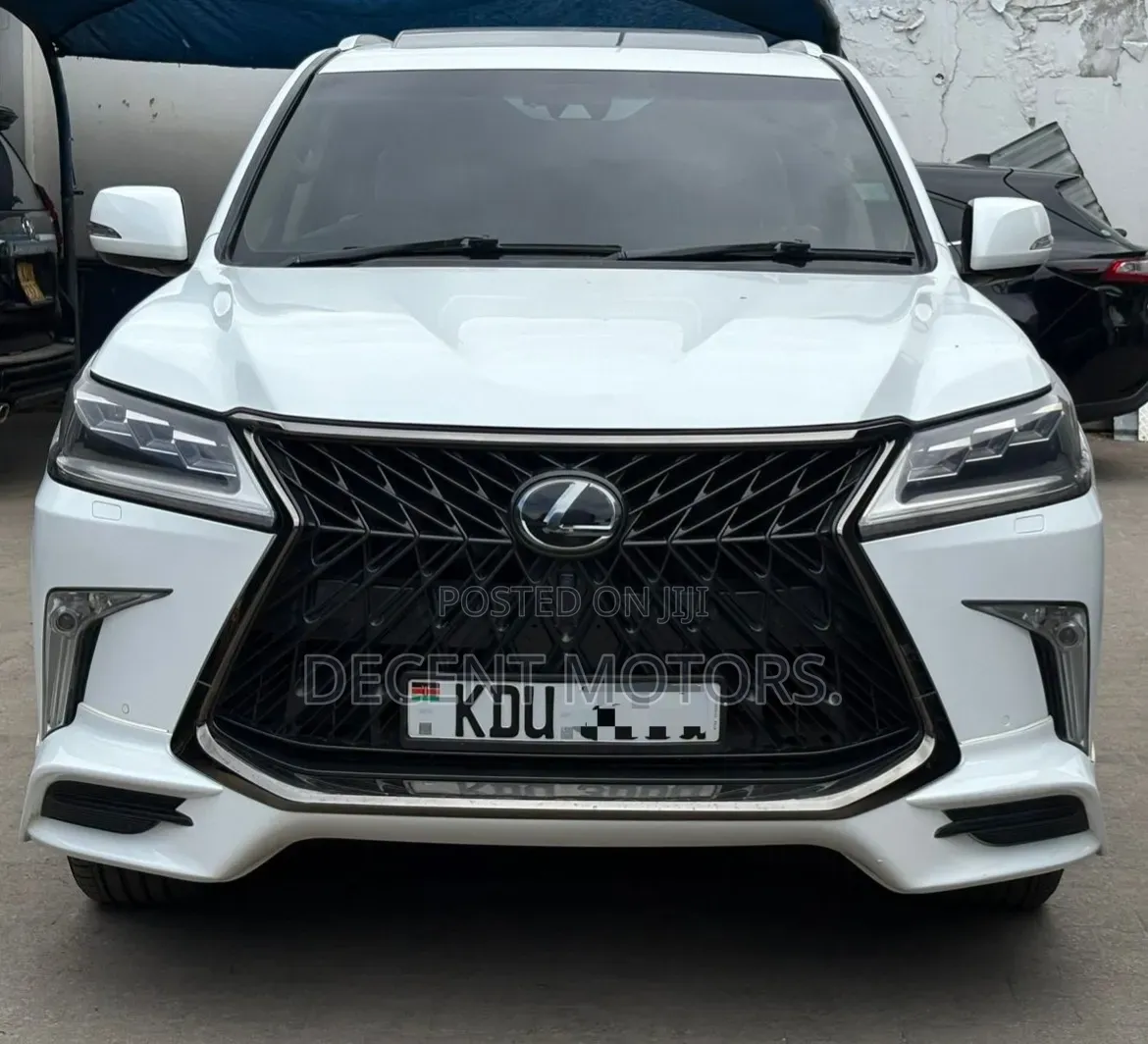 Lexus LX 2016 White