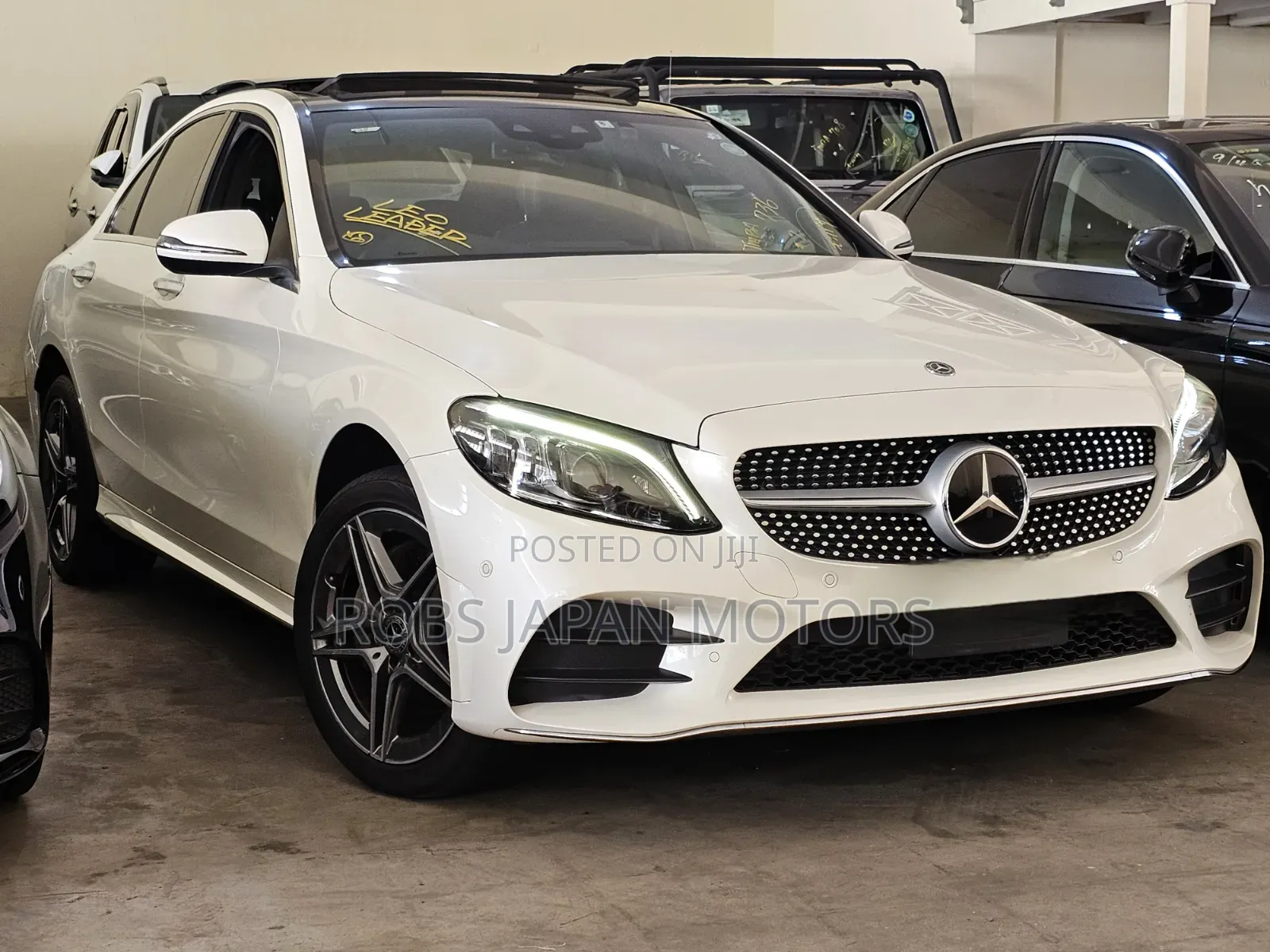 Mercedes-Benz C200 2020 Pearl