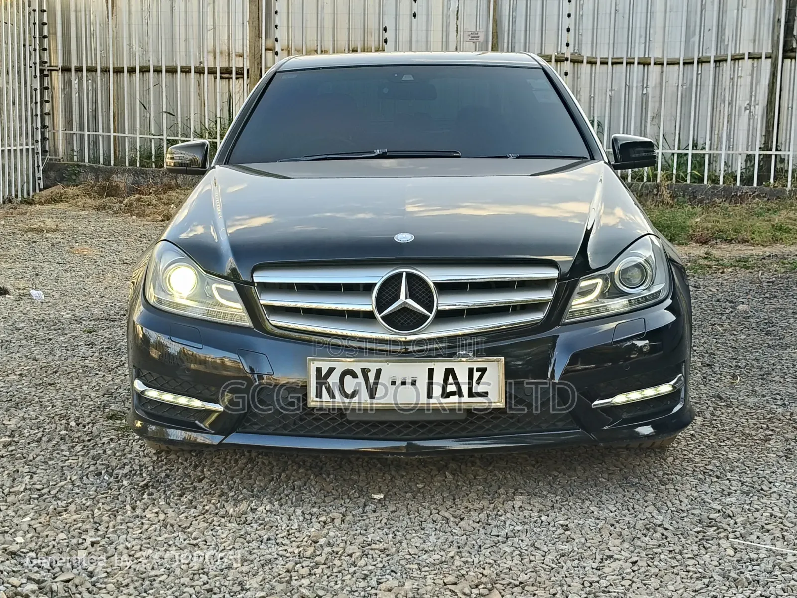 Mercedes-Benz C200 2014 Black
