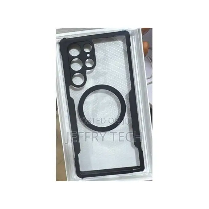 Samsung Transparent Case for Galaxy S22 Ultra.