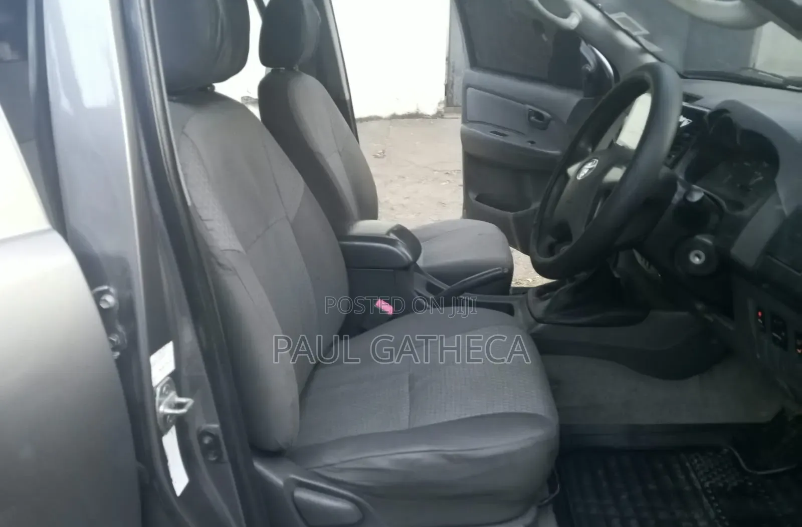 Toyota Hilux 2020 Gray
