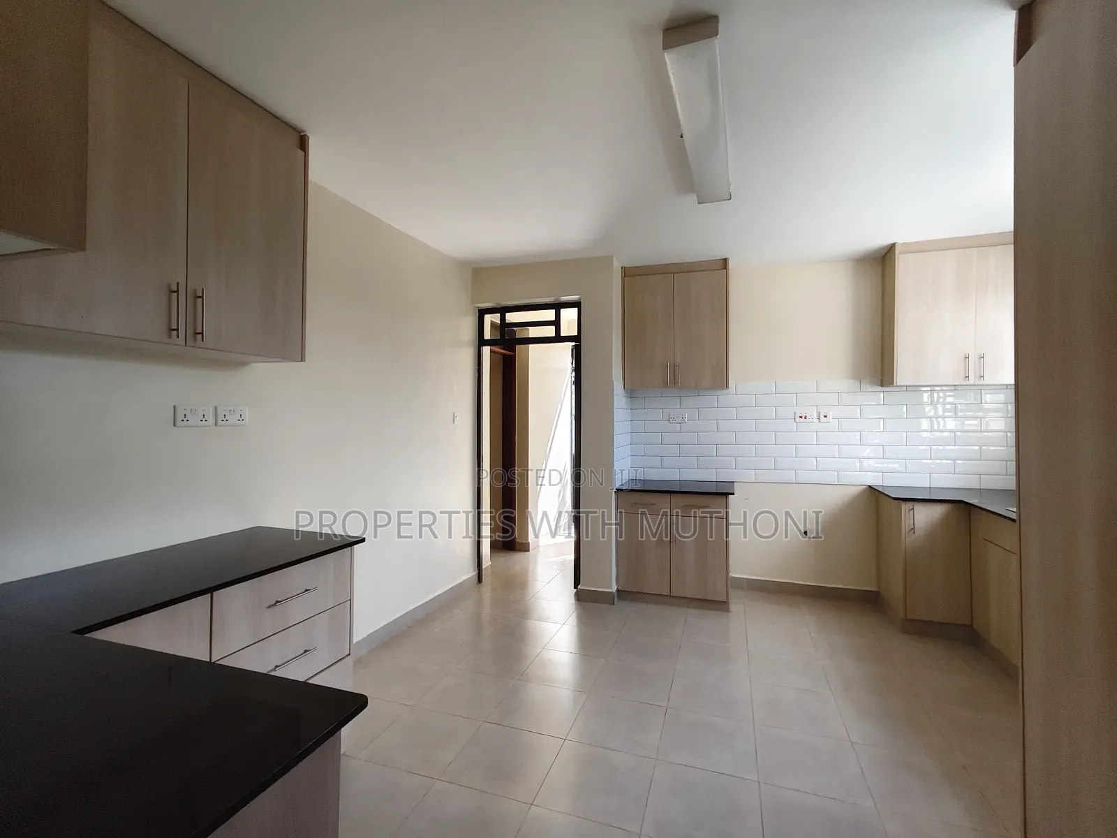 4bdrm Maisonette in Kibiku for sale