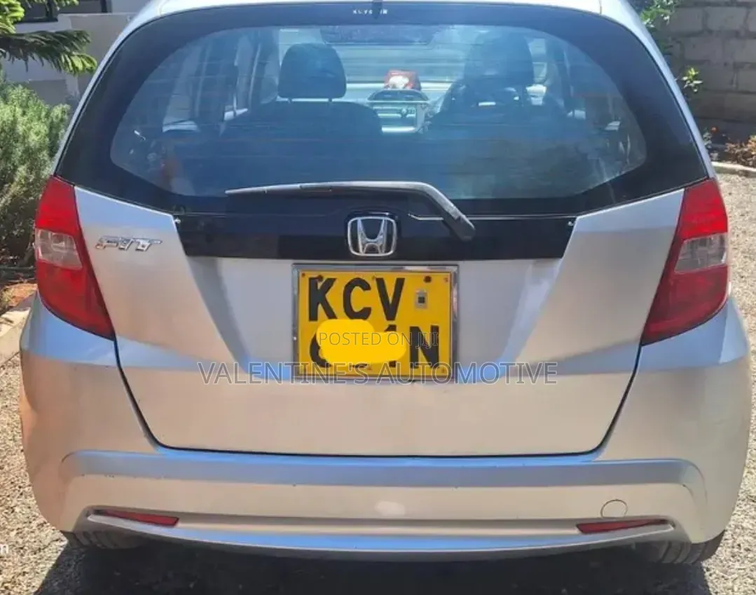 Honda Fit 2013 Silver