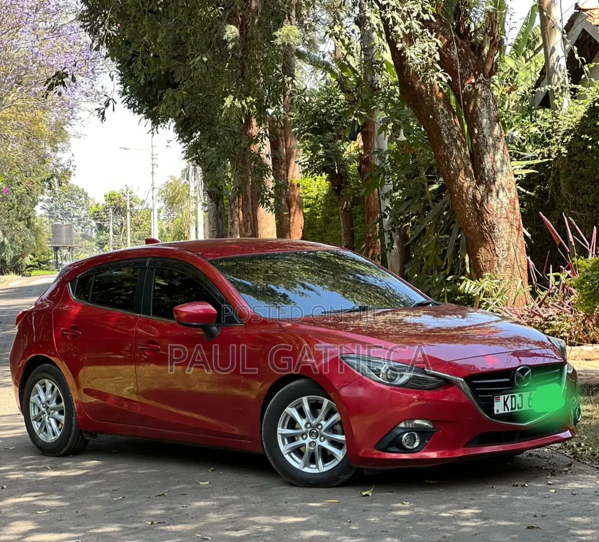 Mazda Axela 2015 Red