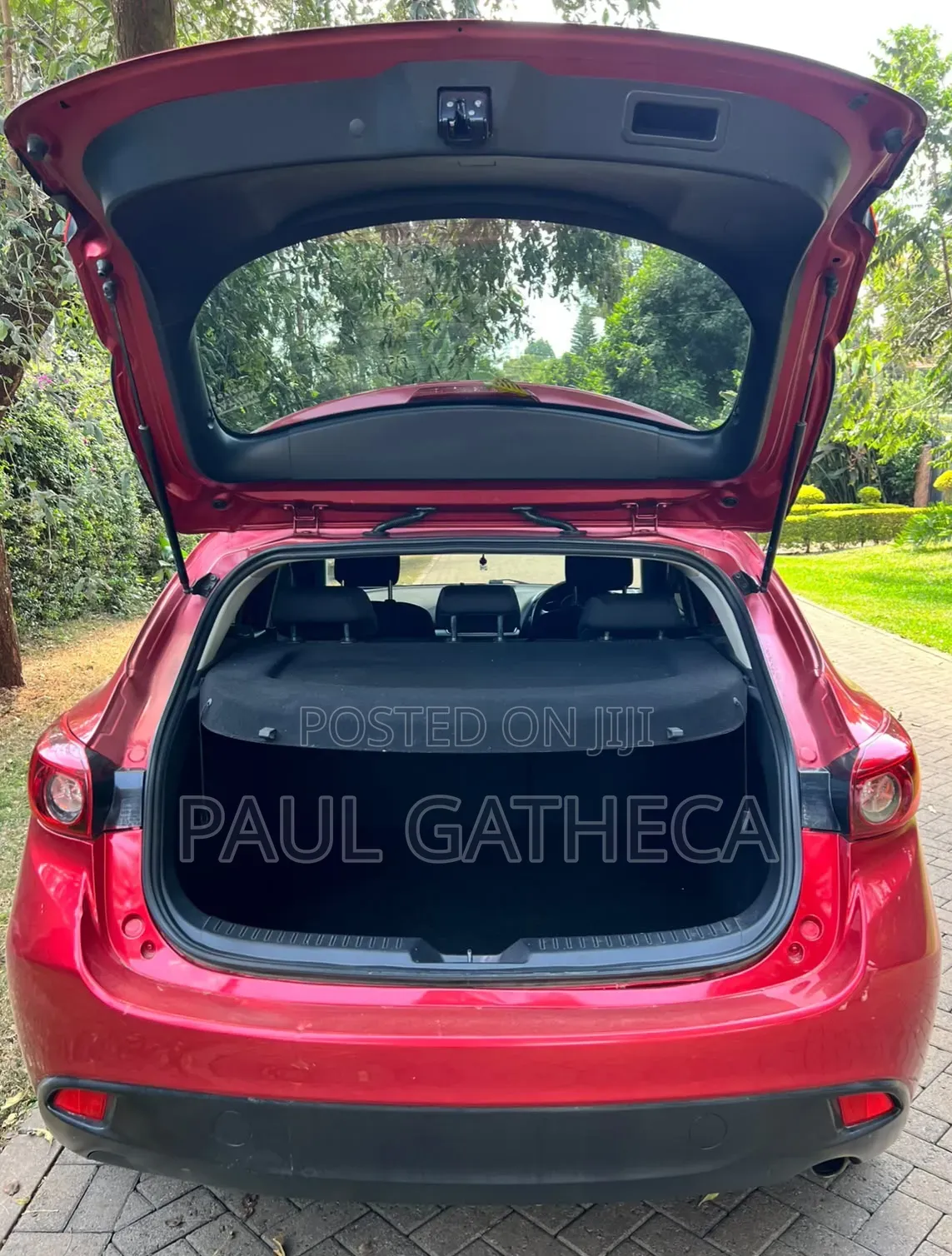 Mazda Axela 2015 Red