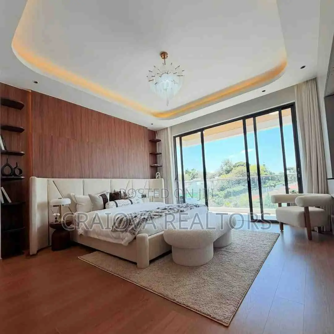 5bdrm Apartment in Spring Valley for sale