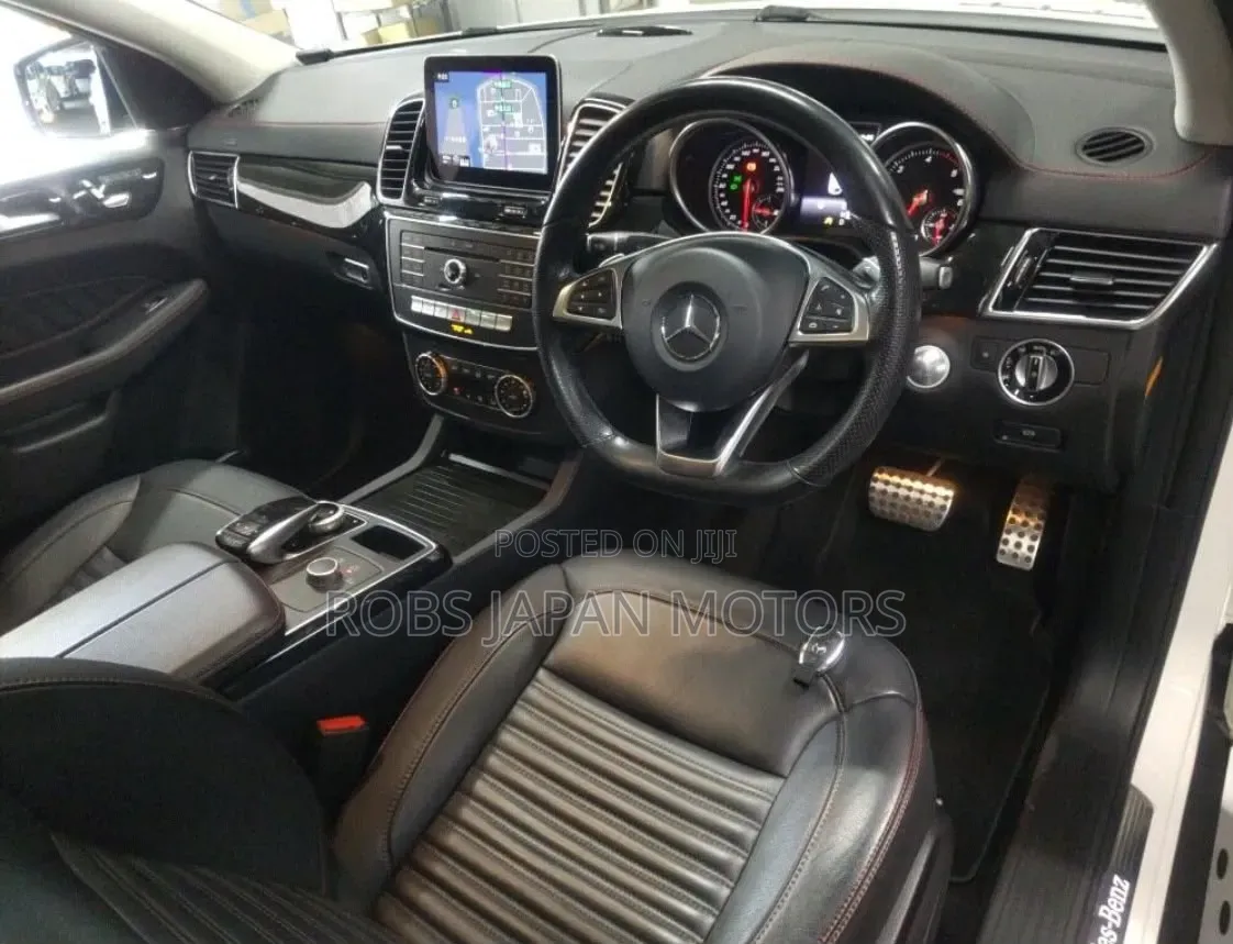 Mercedes-Benz GLE-Class 2019 Off white