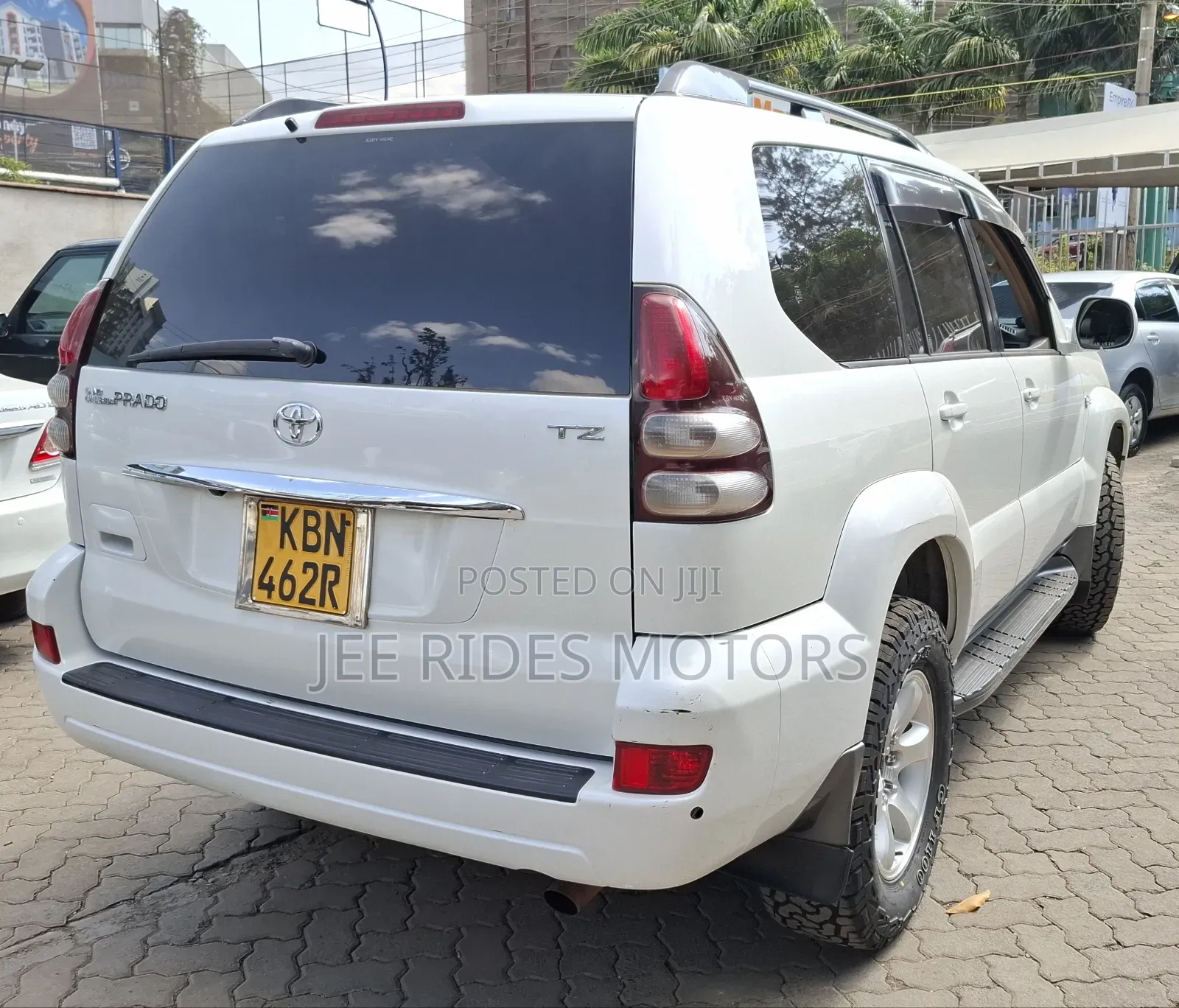 Toyota Land Cruiser Prado 2003 White