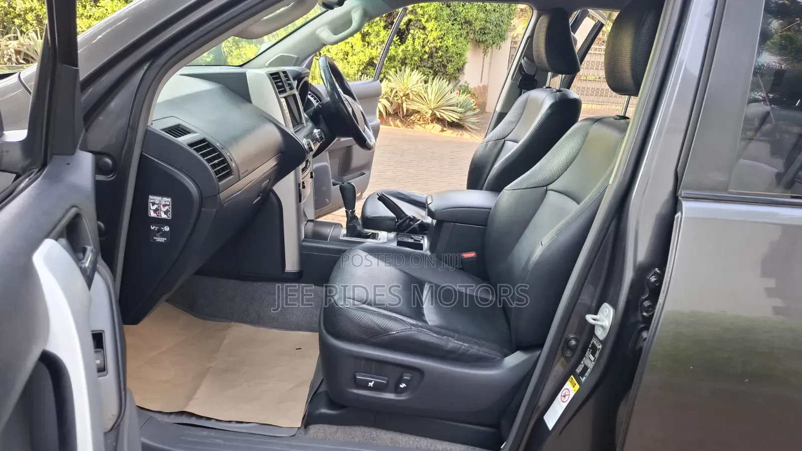 Toyota Land Cruiser Prado 2010 Gray