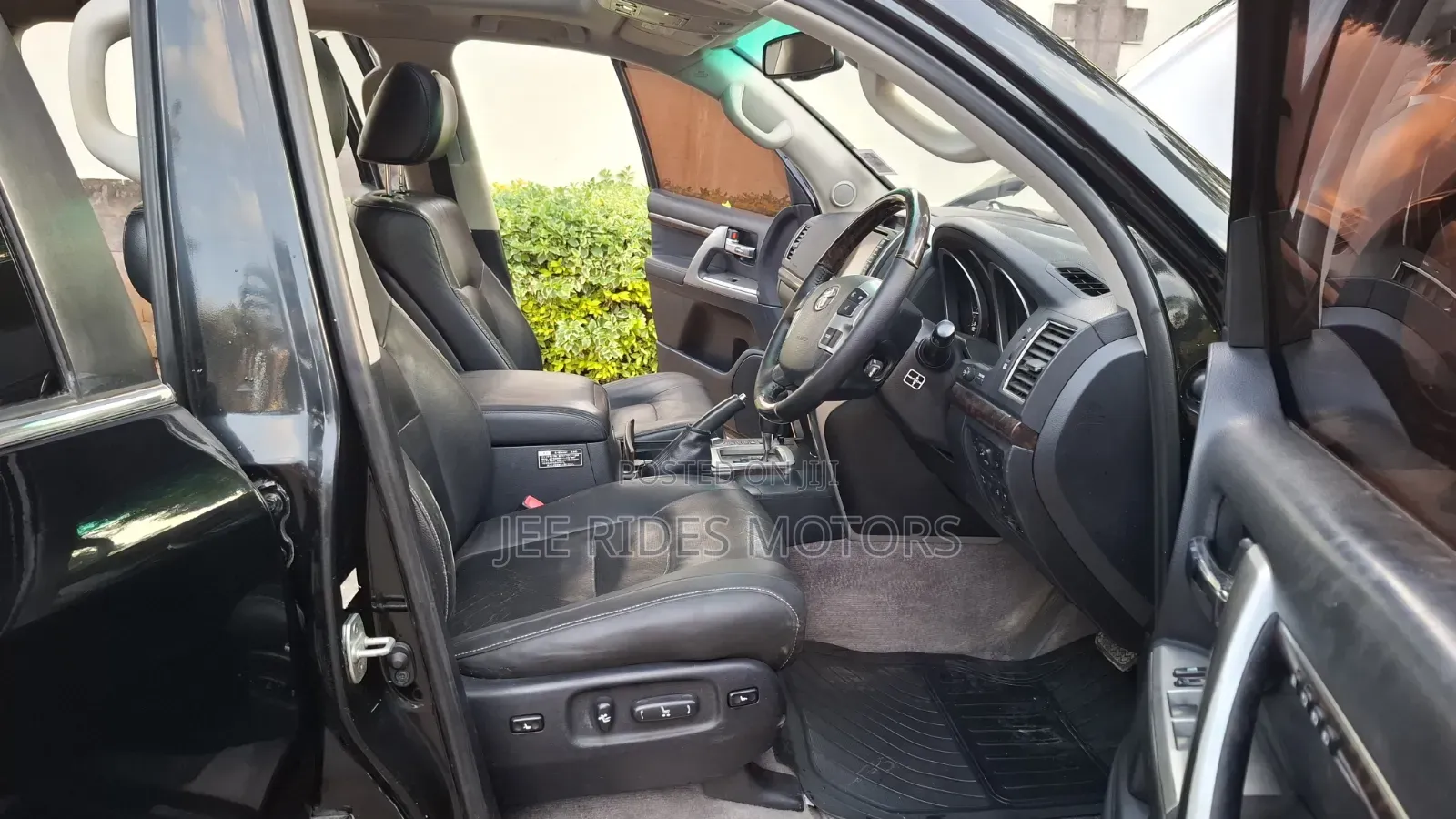Toyota Land Cruiser 2012 Black