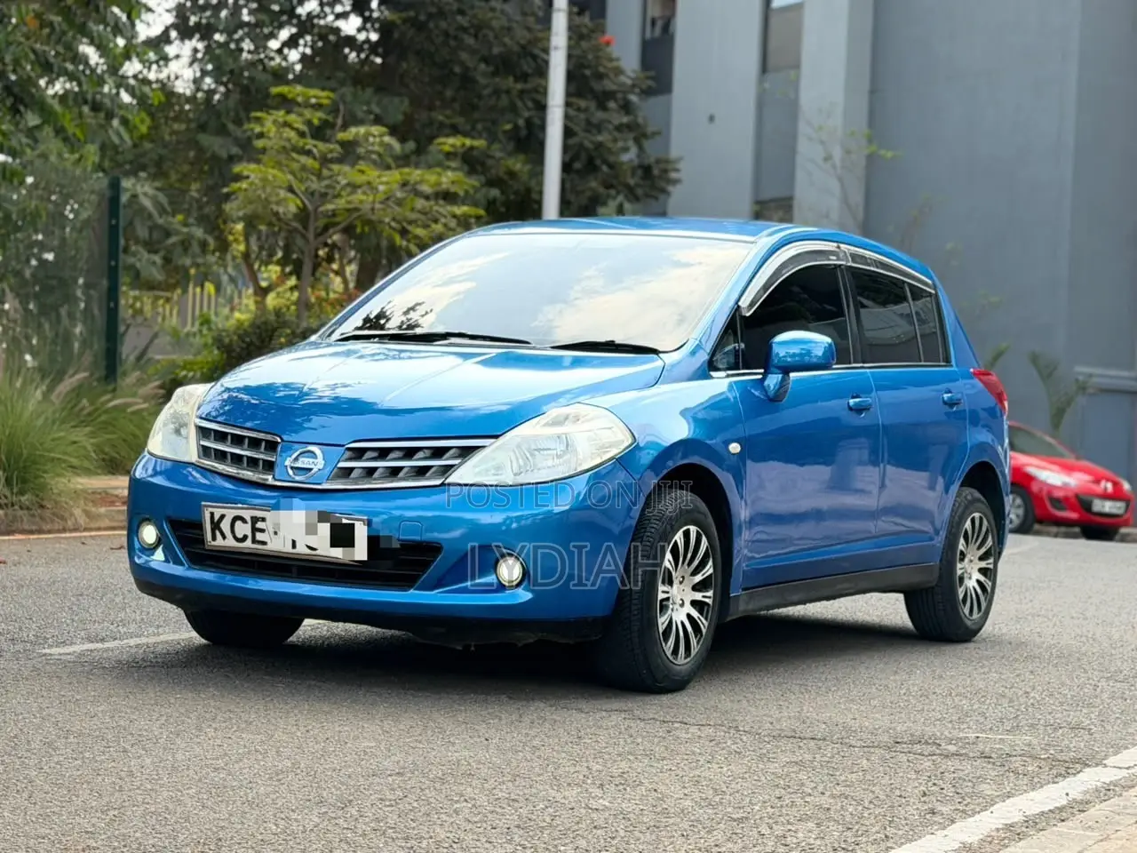 Nissan Tiida 2009 Blue