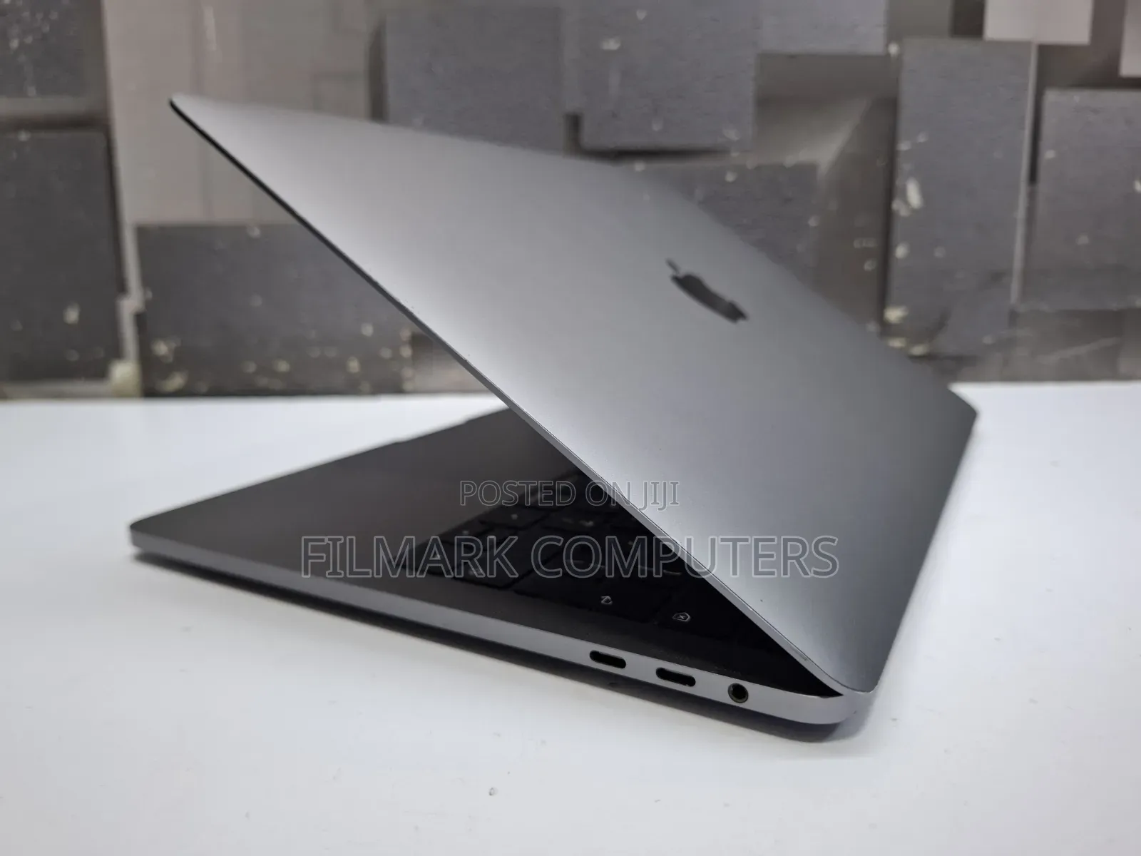 Laptop Apple MacBook Pro 2019 16GB Intel Core i7 SSD 512GB