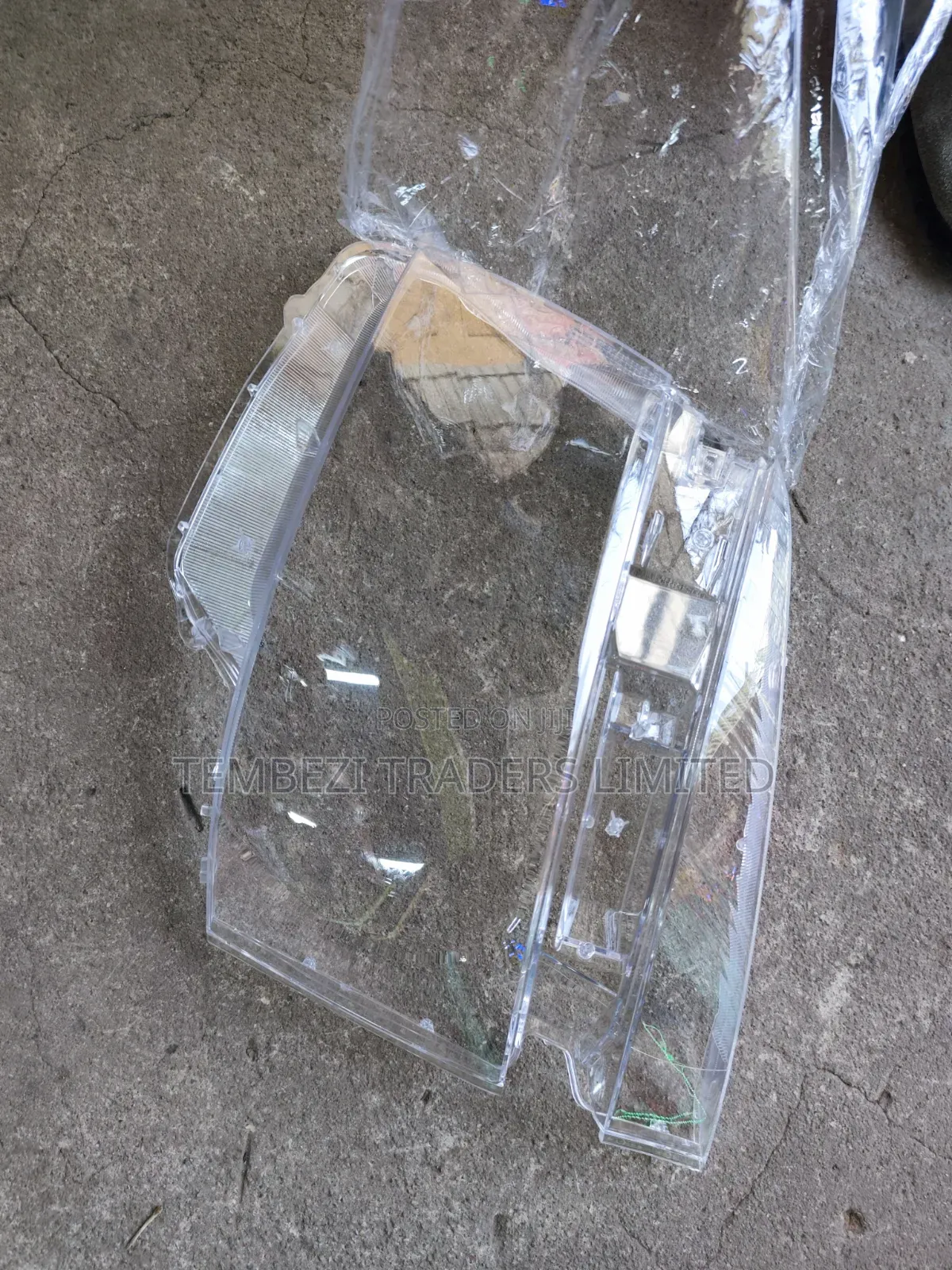 Toyota Noah/Voxy Headlight Lens
