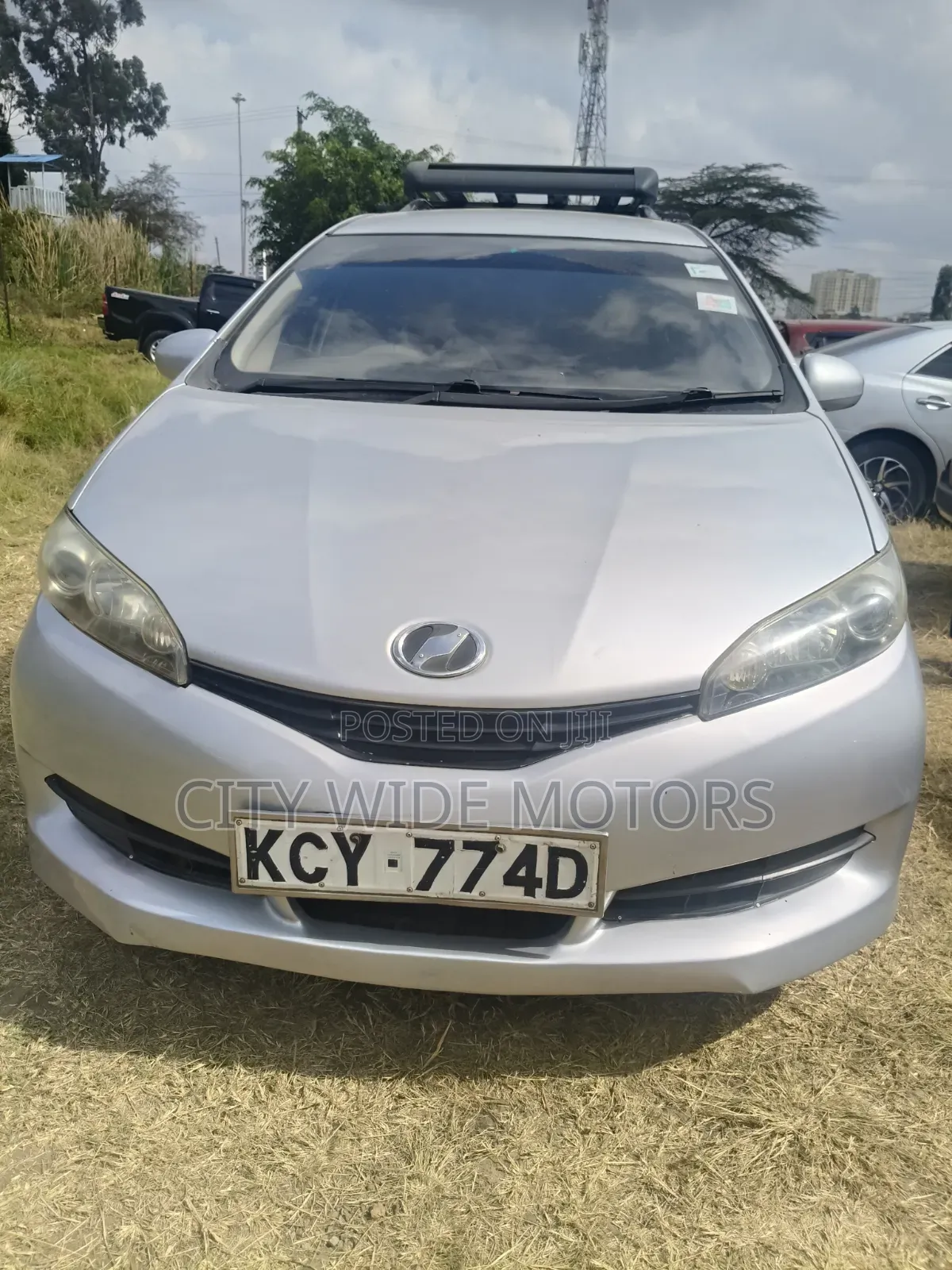 Toyota Wish 2012 Silver