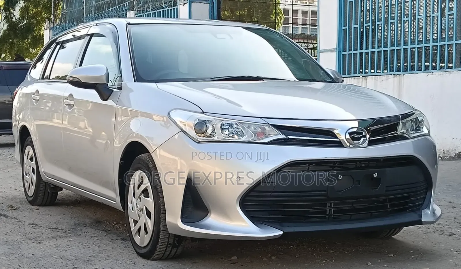 Toyota Corolla Fielder 2020 Silver