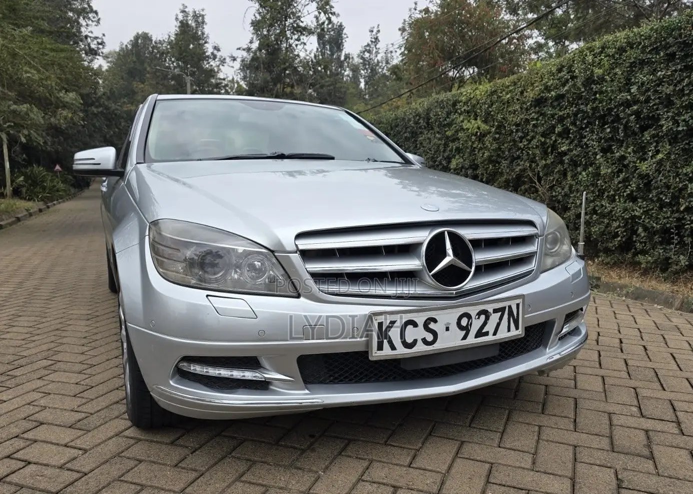 Mercedes-Benz C200 2012 Silver