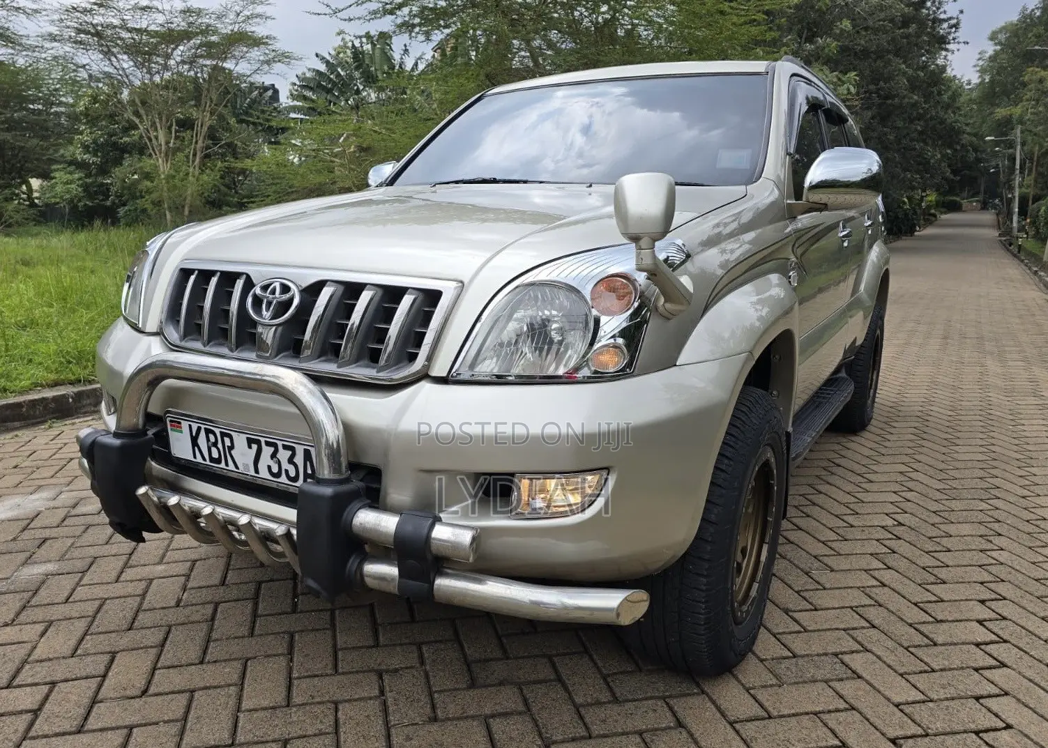 Toyota Land Cruiser Prado 2005 Gold