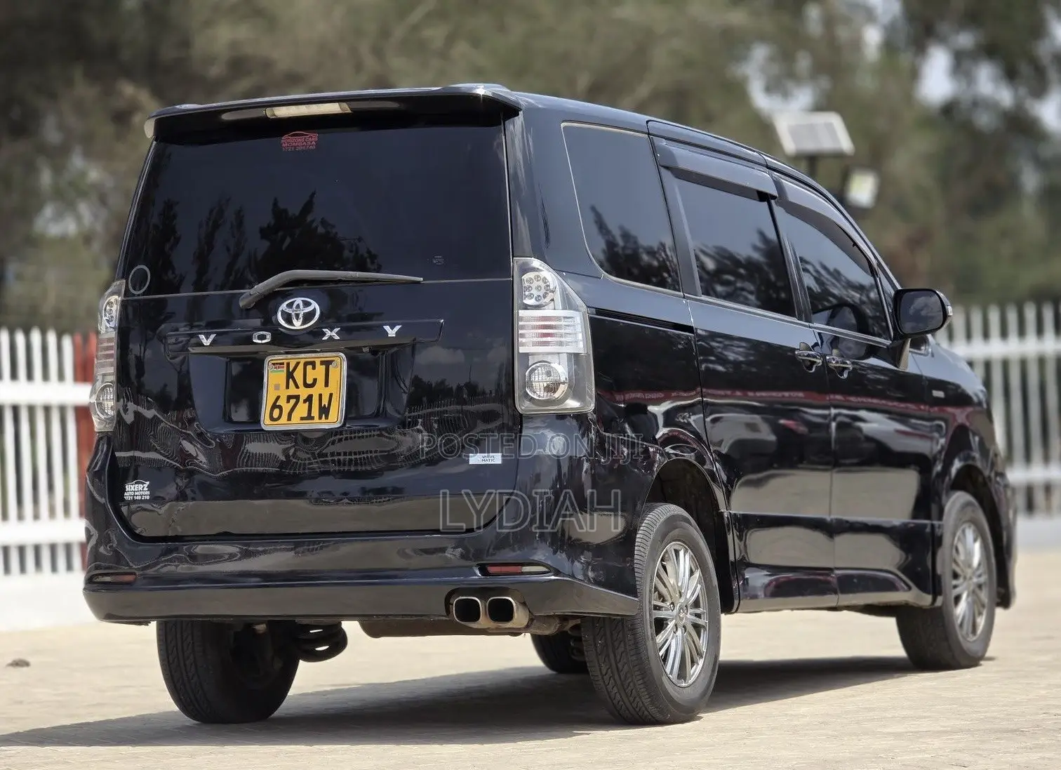Toyota Voxy 2012 Black