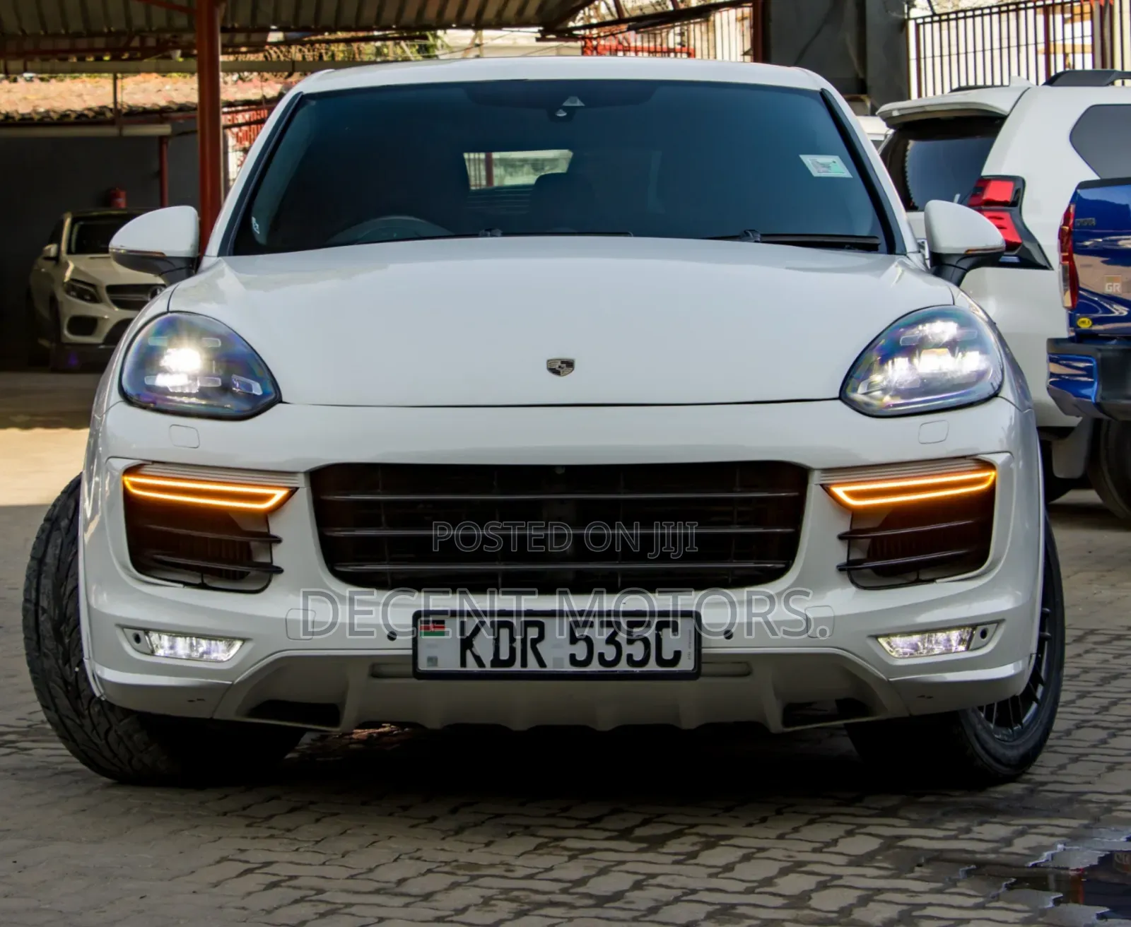Porsche Cayenne 2017 White