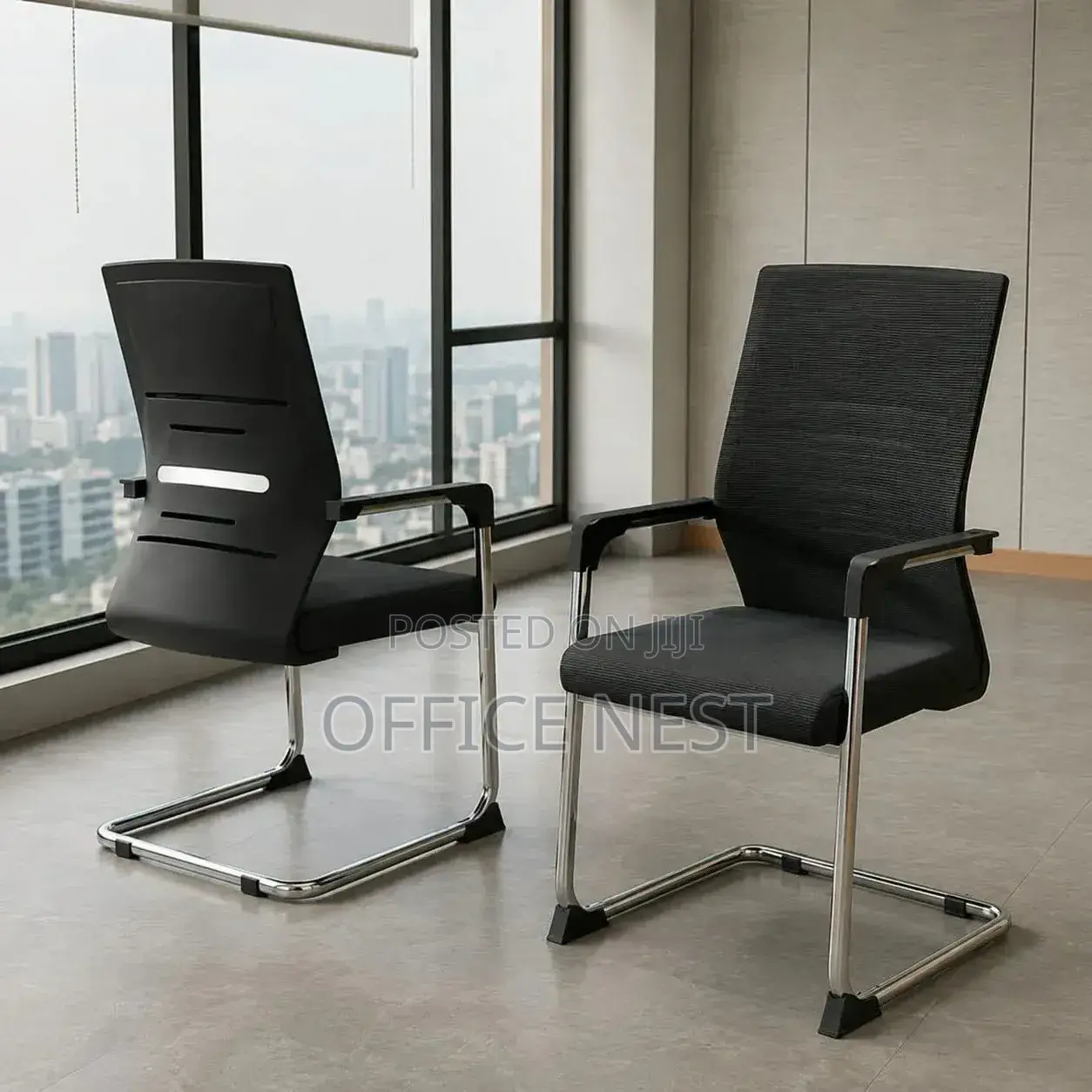 Black Visitor Office Chair – Chrome Frame