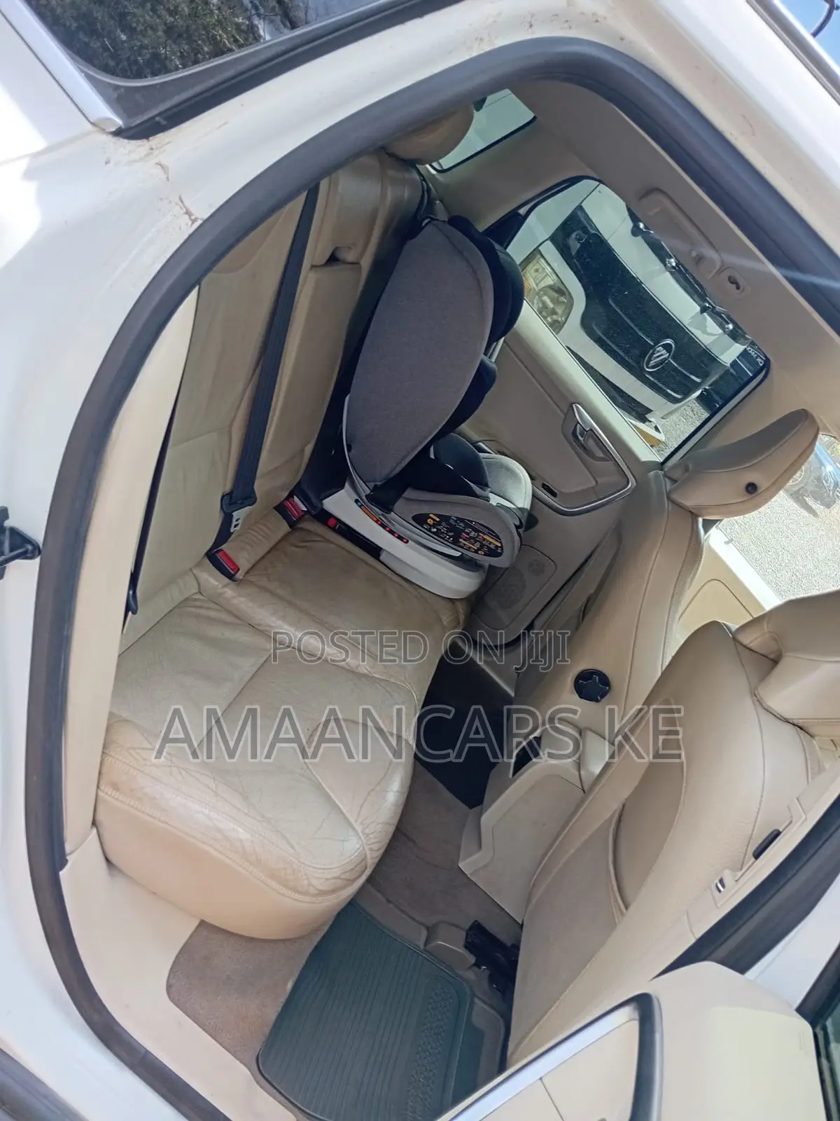 Volvo XC60 2010 White