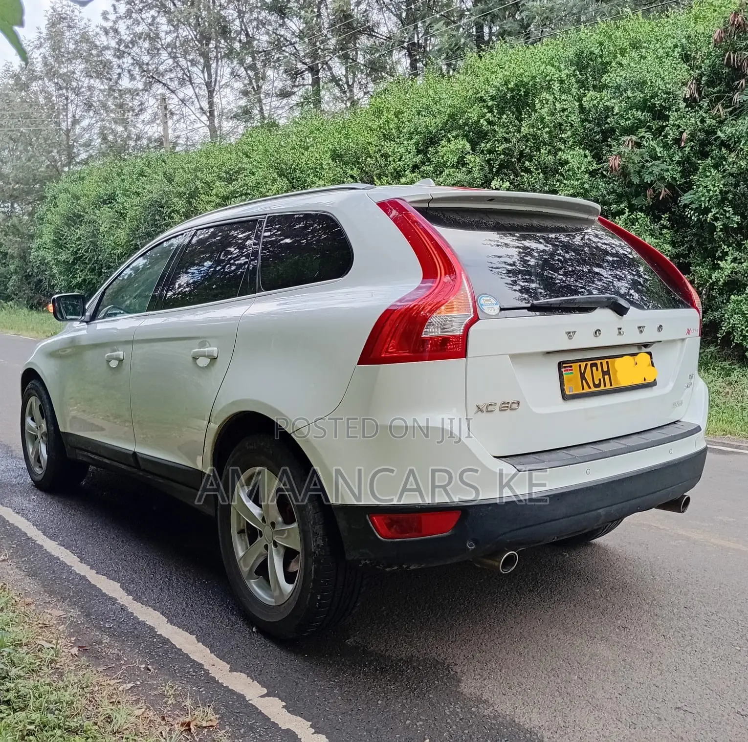 Volvo XC60 2010 White