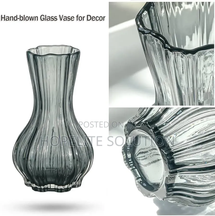 20cm Tall 800ml Glass Flower Vase