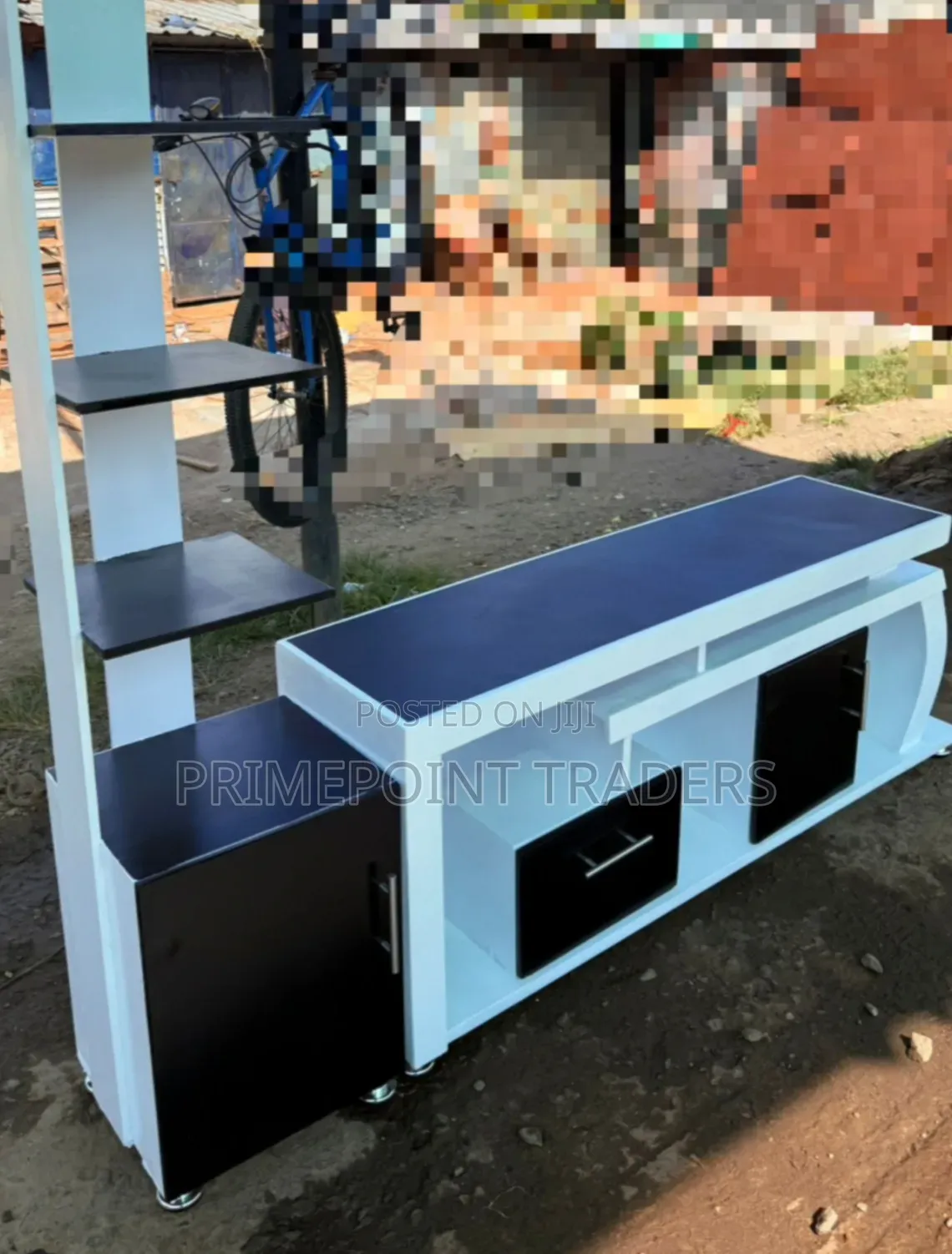 Elegant TV Stand With Flower Display – Modern Home Entertainment Unit